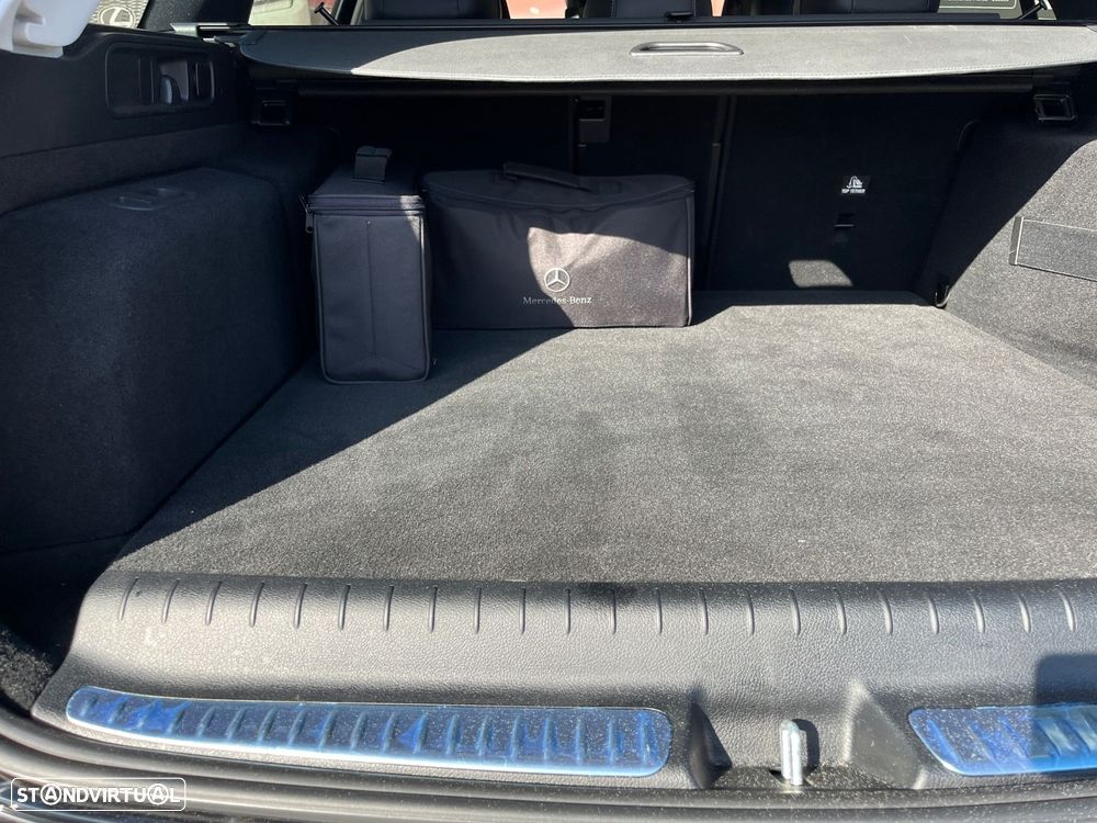 Mercedes-Benz C 300 e T 9G-TRONIC AMG Line - 9