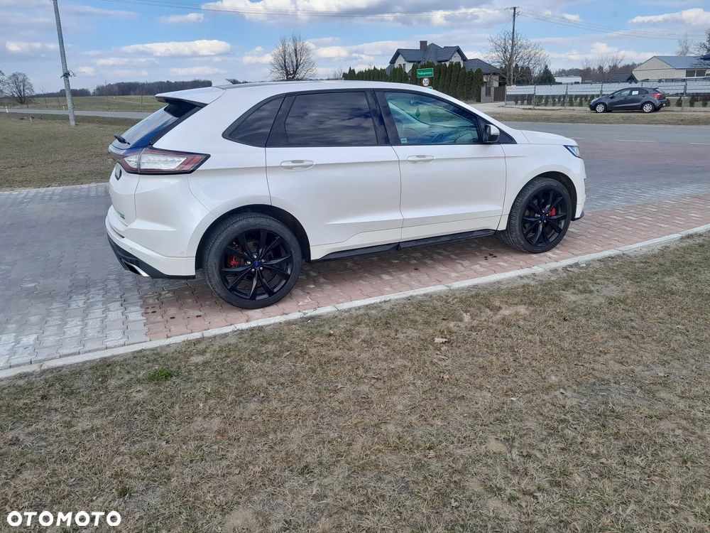Ford Edge - 12
