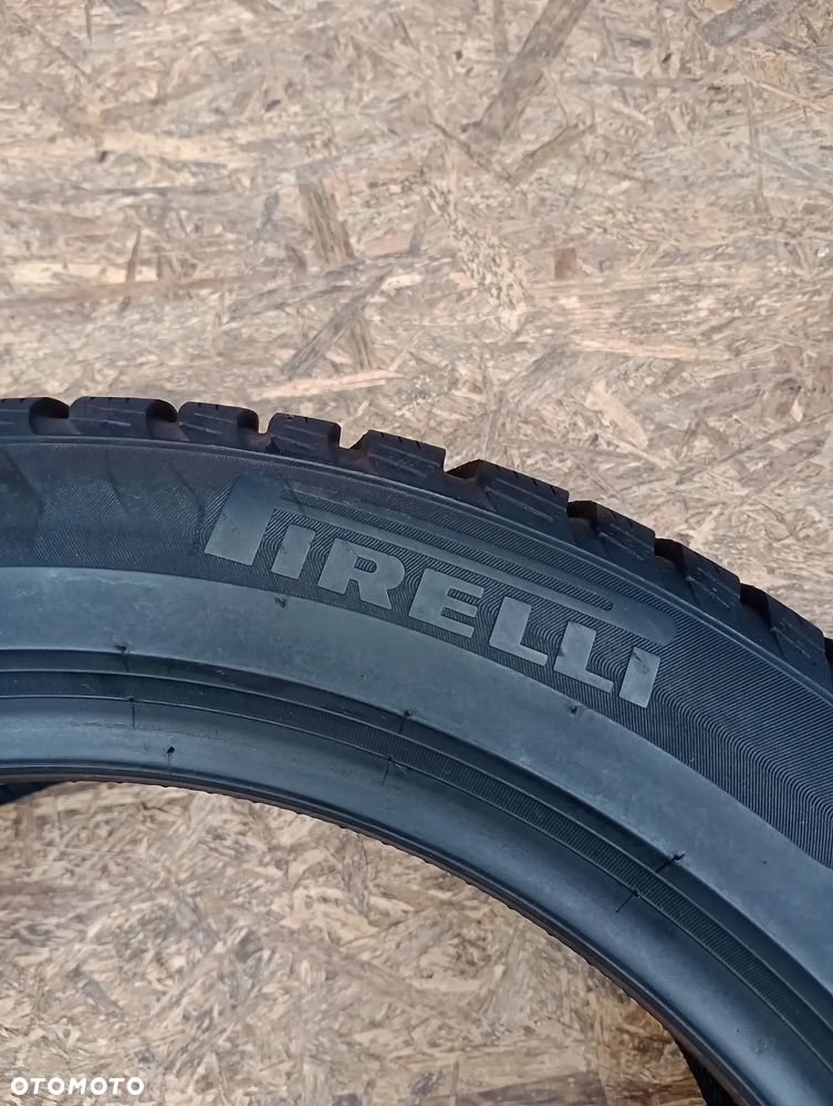 OPONY ZIMOWE 4x 245/45 R18 95V PIRELLI SOTTOZERO 3 - 4