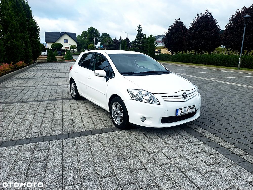 Toyota Auris 1.6 Edition - 2