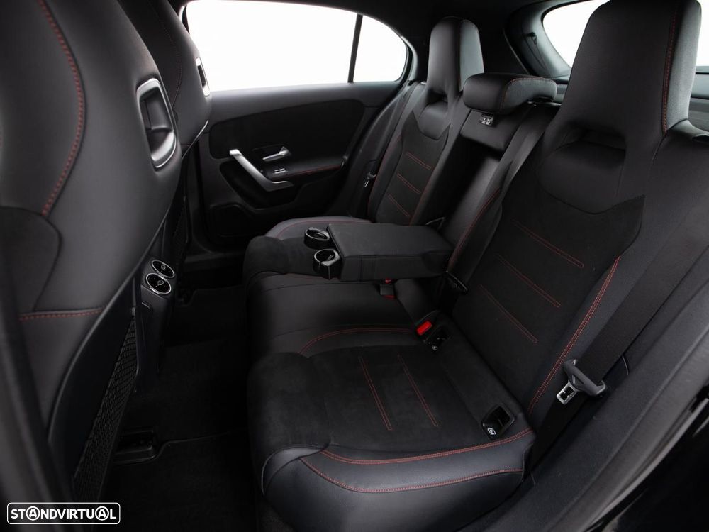 Mercedes-Benz A 200 7G-DCT AMG Line — fotografia 10