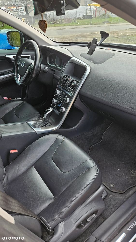 Volvo XC 60 T5 AWD Summum - 21