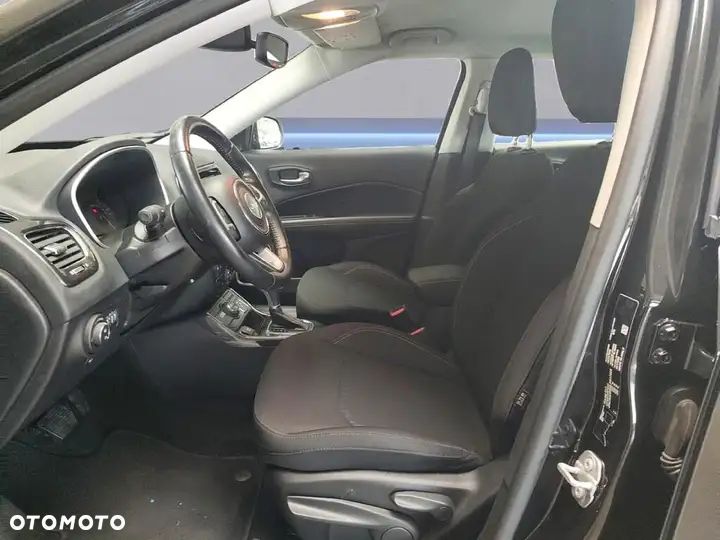 Jeep Compass - 9