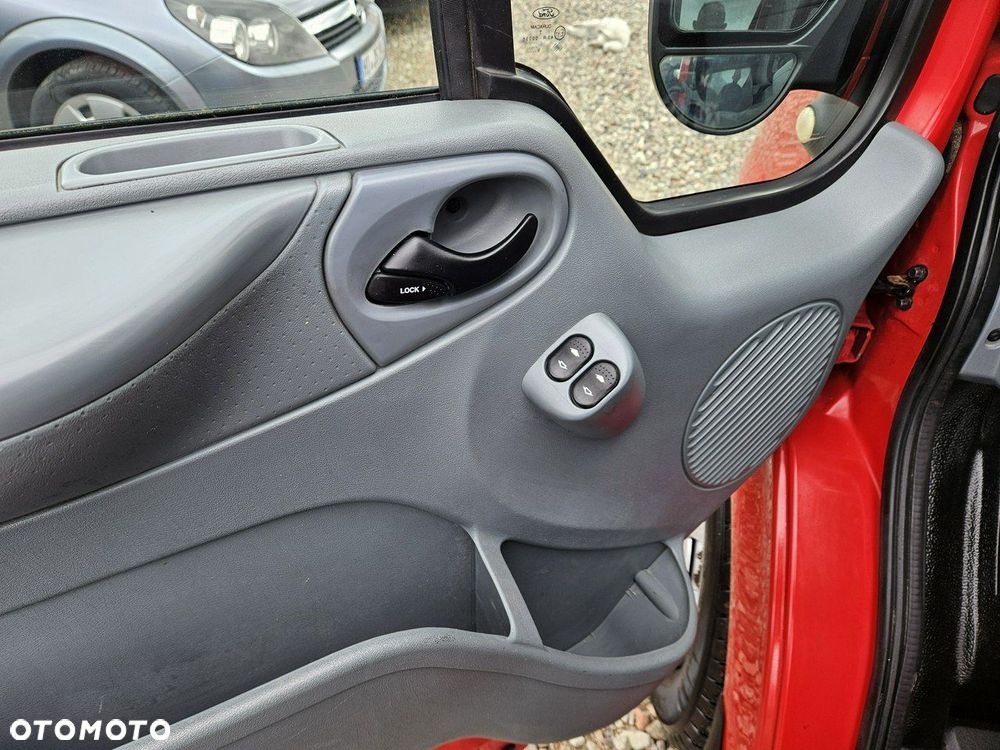 Ford Transit - 12