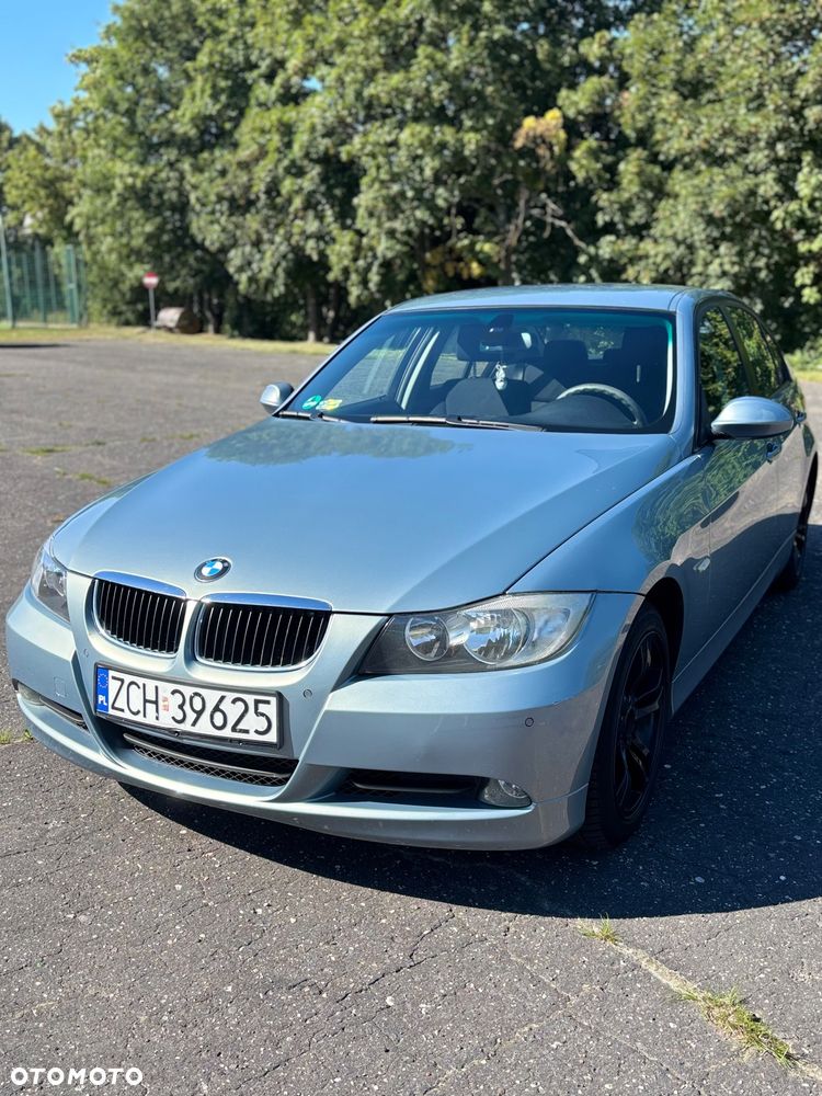 BMW Seria 3 320d - 1