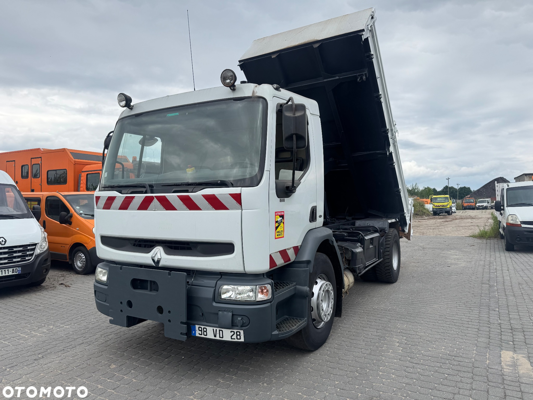 Renault Premium 270 DCi Wywrotka 3 str 2001 r. SPECJALNY - 3
