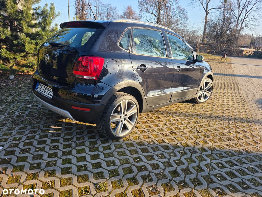 Volkswagen Polo 1.2 TSI Highline - 12