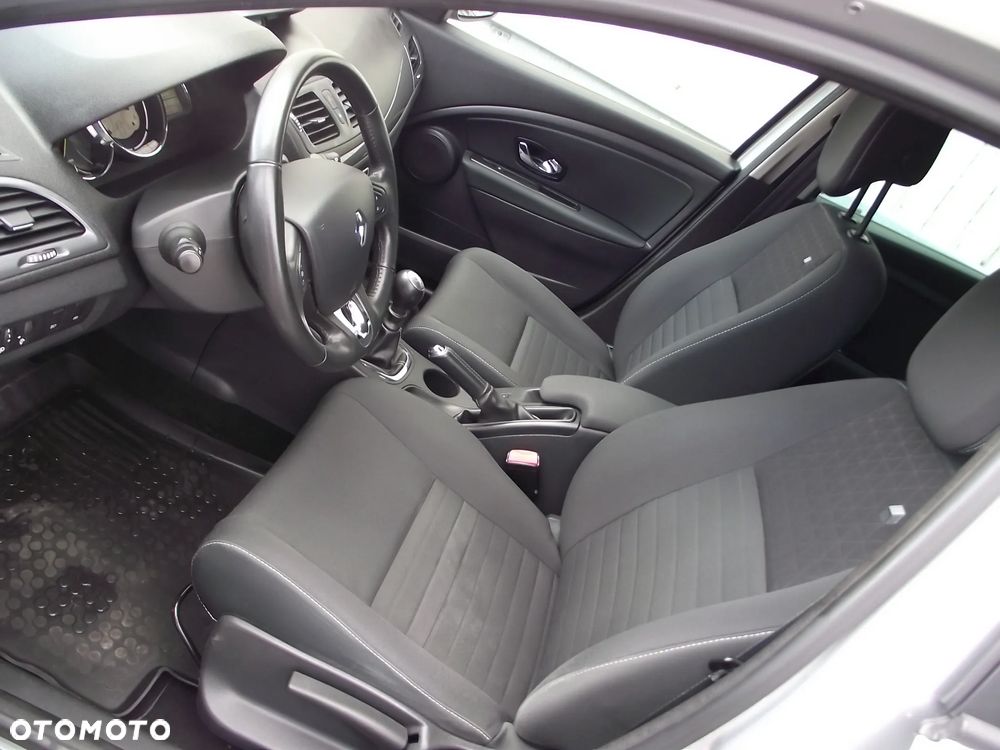 Renault Megane 1.5 dCi Limited - 17