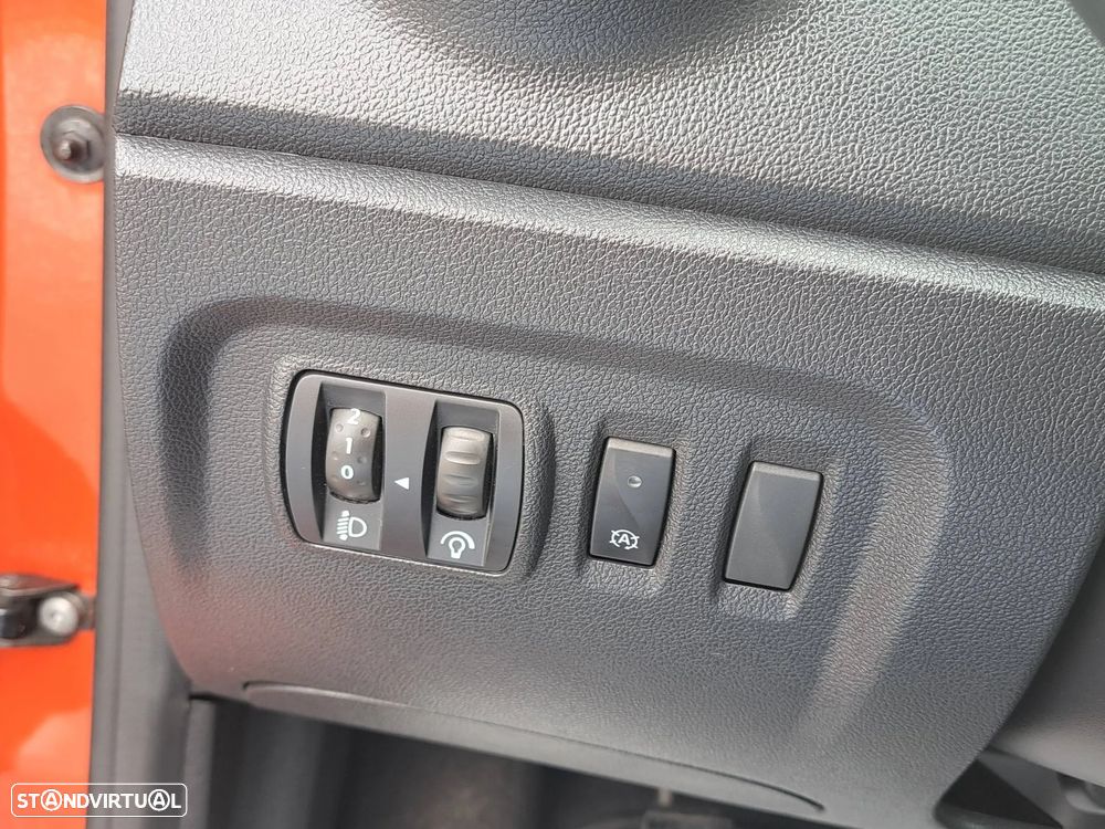 Renault Captur ENERGY dCi 90 S&S Intens - 27