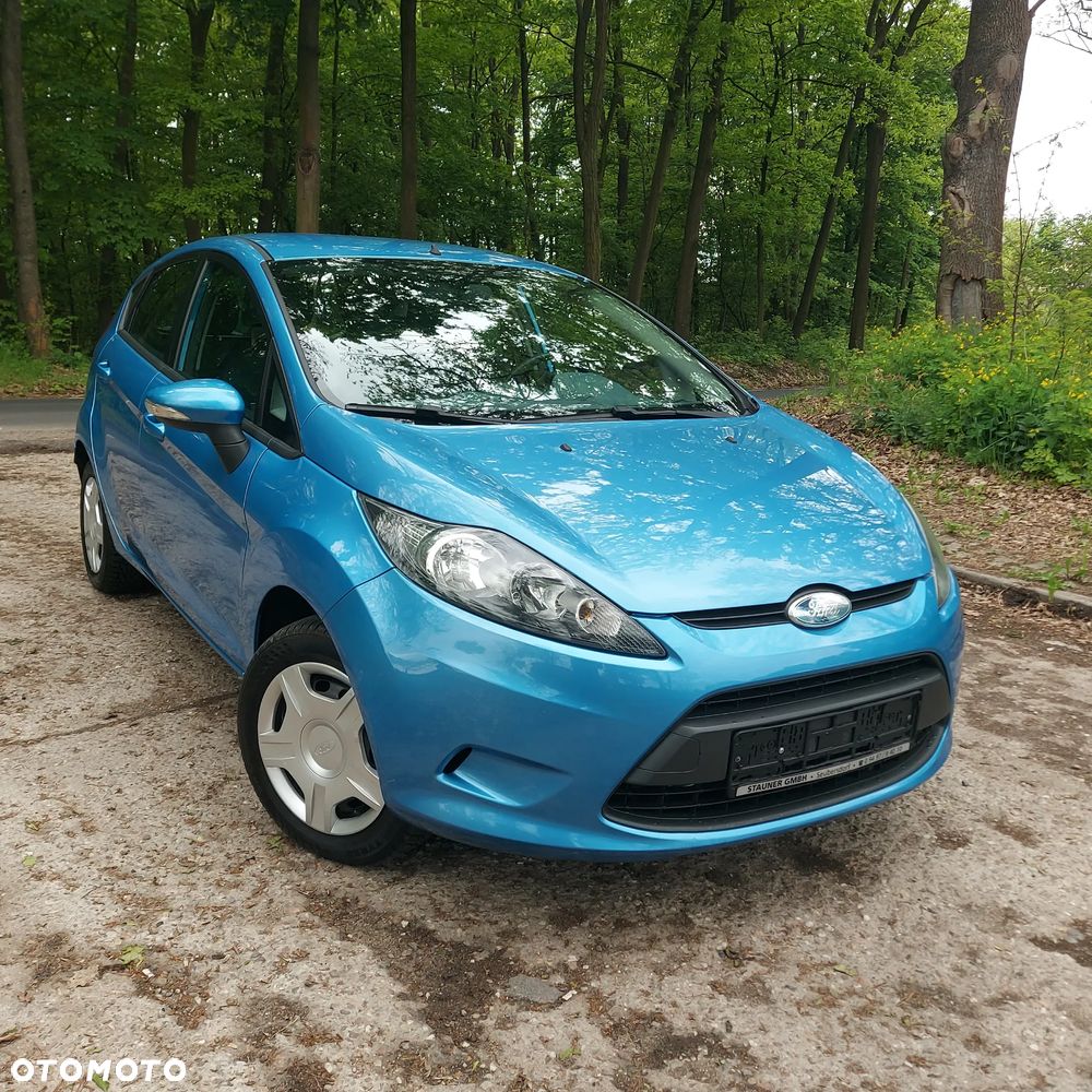Ford Fiesta 1.25 Ambiente - 2