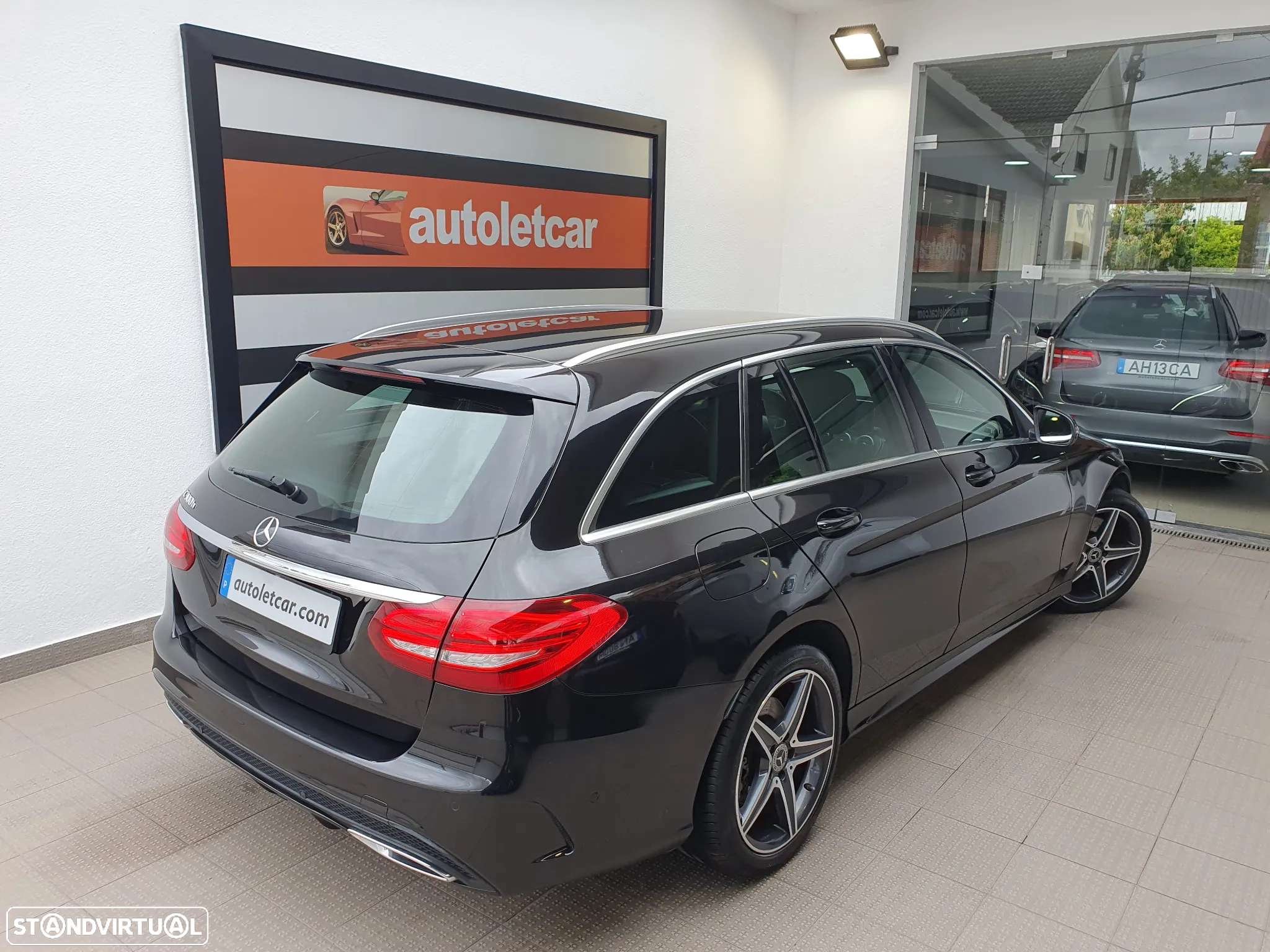 Mercedes-Benz C 300 BlueTEC Hybrid AMG Line - 26