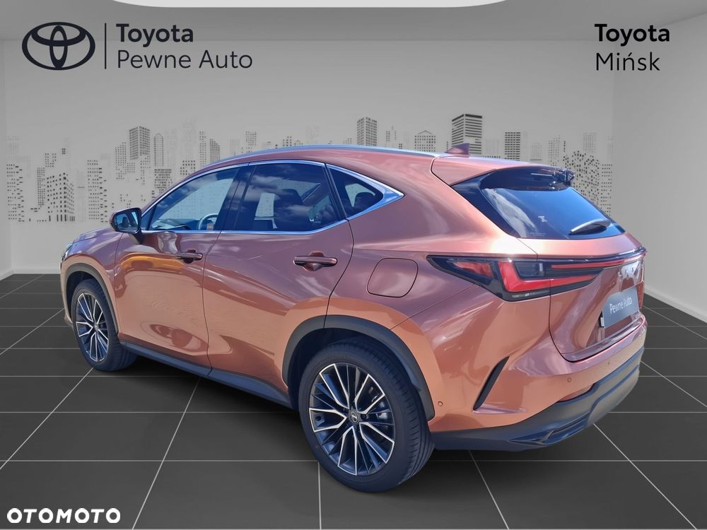 Lexus NX 350h Omotenashi AWD - 8