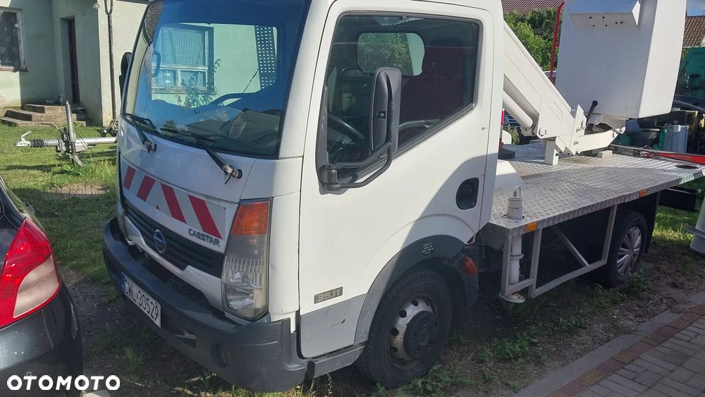 Nissan Cabstar - 1
