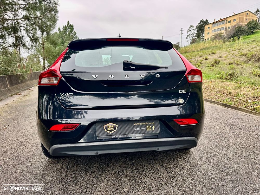 Volvo V40 D2 Kinetic - 10
