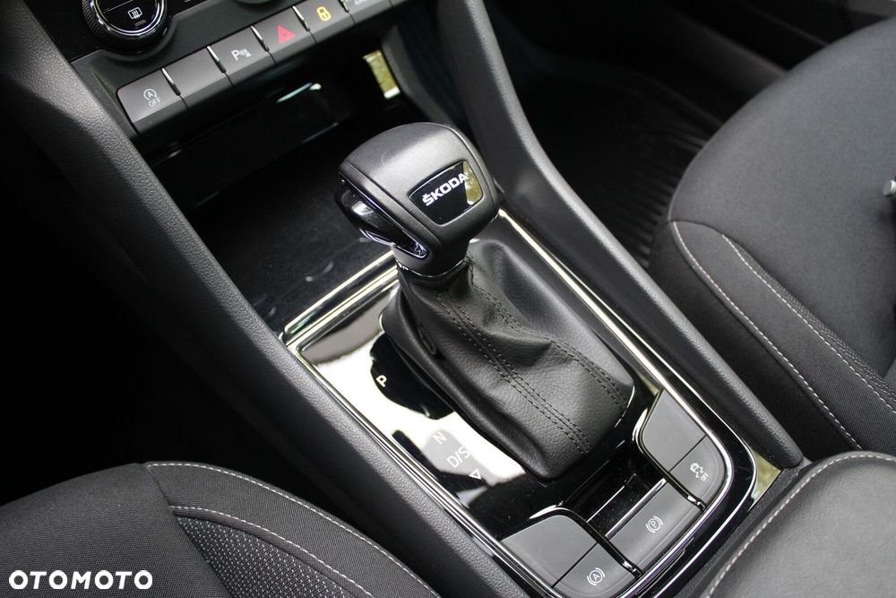 Skoda Karoq 1.5 TSI ACT 4x2 Ambition DSG - 22