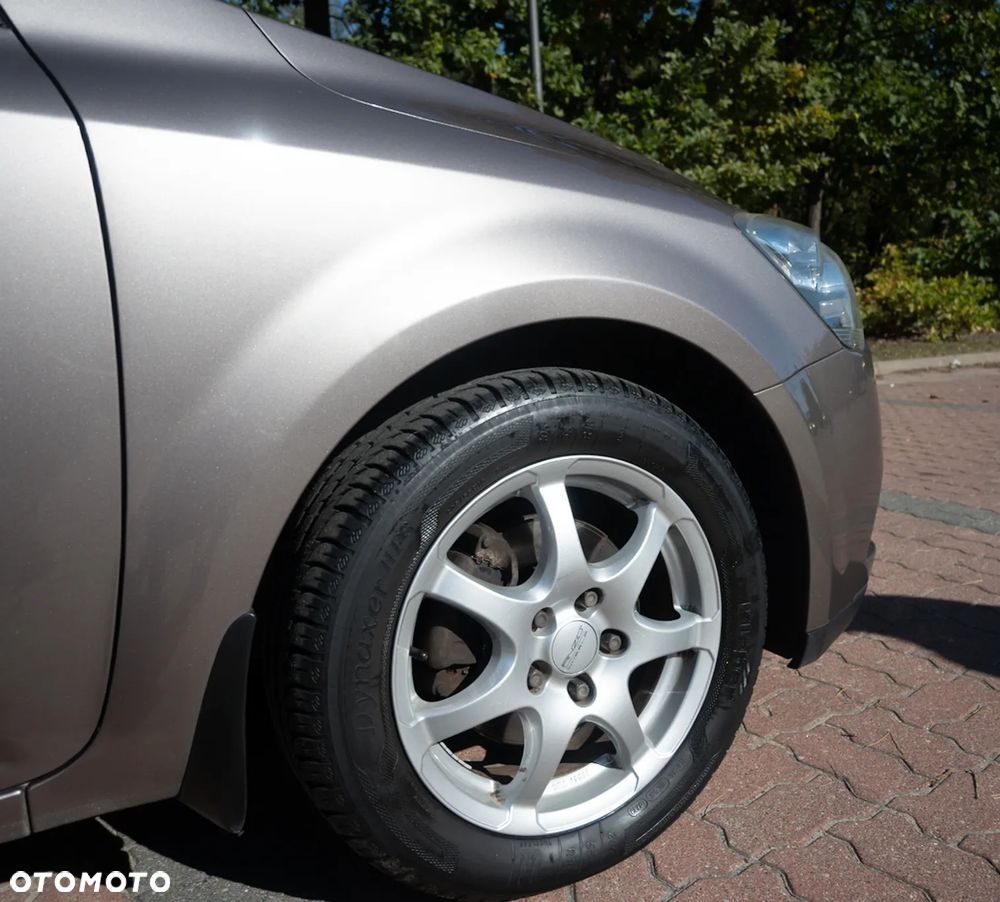 Kia Ceed - 7