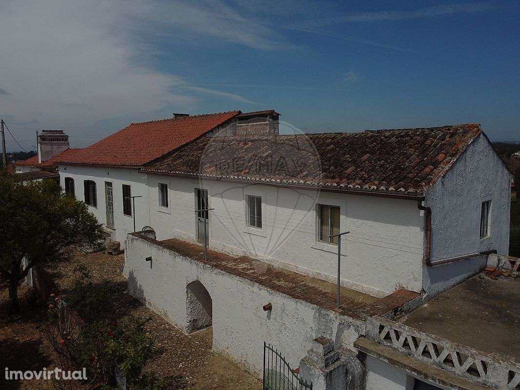 Moradia T6 para venda - Grande imagem: 2/49