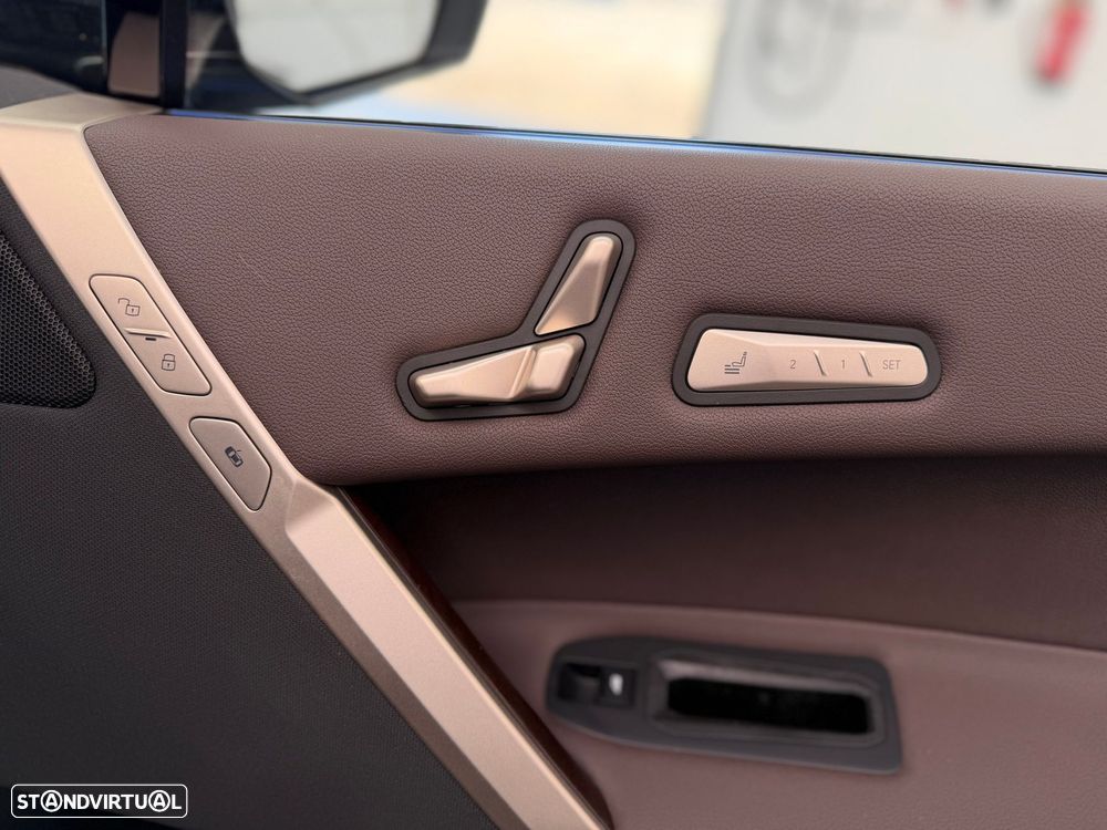 BMW iX xDrive 50 Pack Desportivo - 14