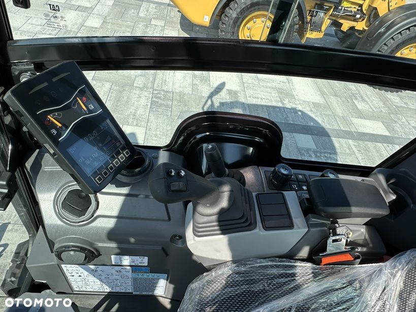 Caterpillar 302 CR - 32
