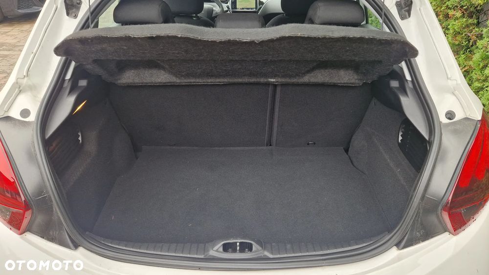 Peugeot 208 PureTech 82 Start & Stop Active - 19