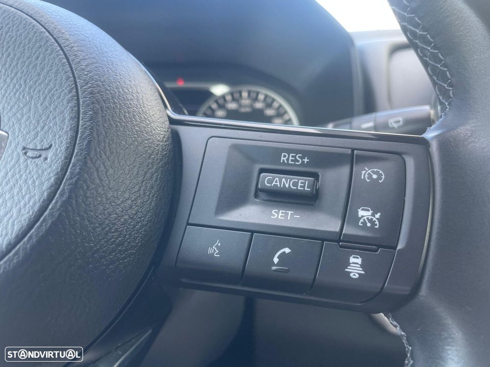 Nissan Qashqai 1.3 DIG-T Acenta LED+R - 19