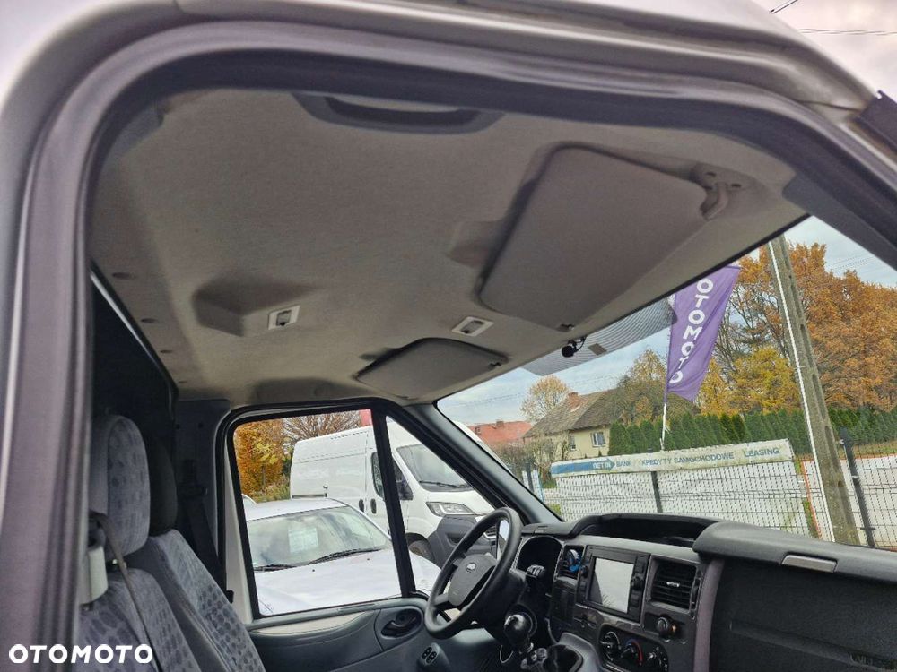 Ford Transit - 27
