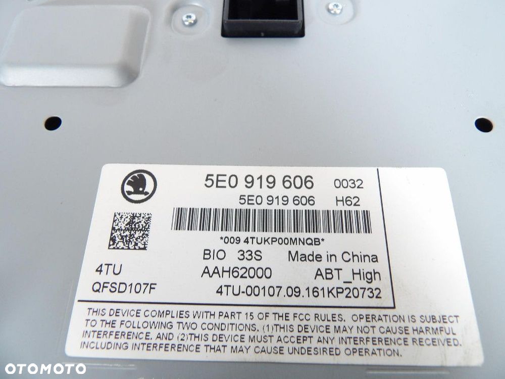 SKODA OCTAVIA III 3 RADIO 5E0919606 - 3