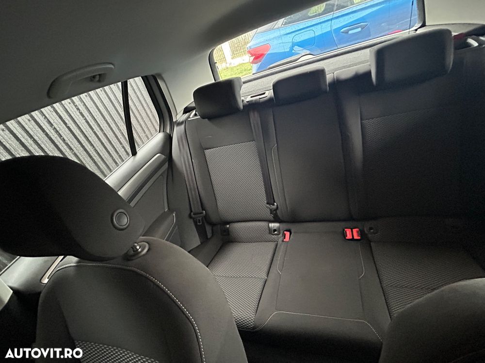 Volkswagen Golf 1.0 TSI Trendline - 4