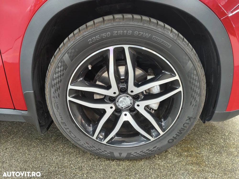Mercedes-Benz GLA 200 d 4MATIC Aut. - 12