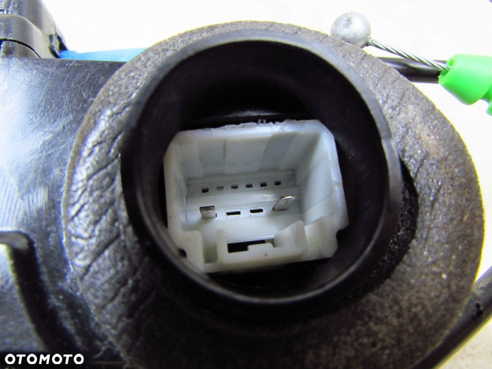 TOYOTA COROLLA E21 XII 19-23 HB SEDAN ZAMEK DRZWI PRAWY TYL 2 PINY - 4