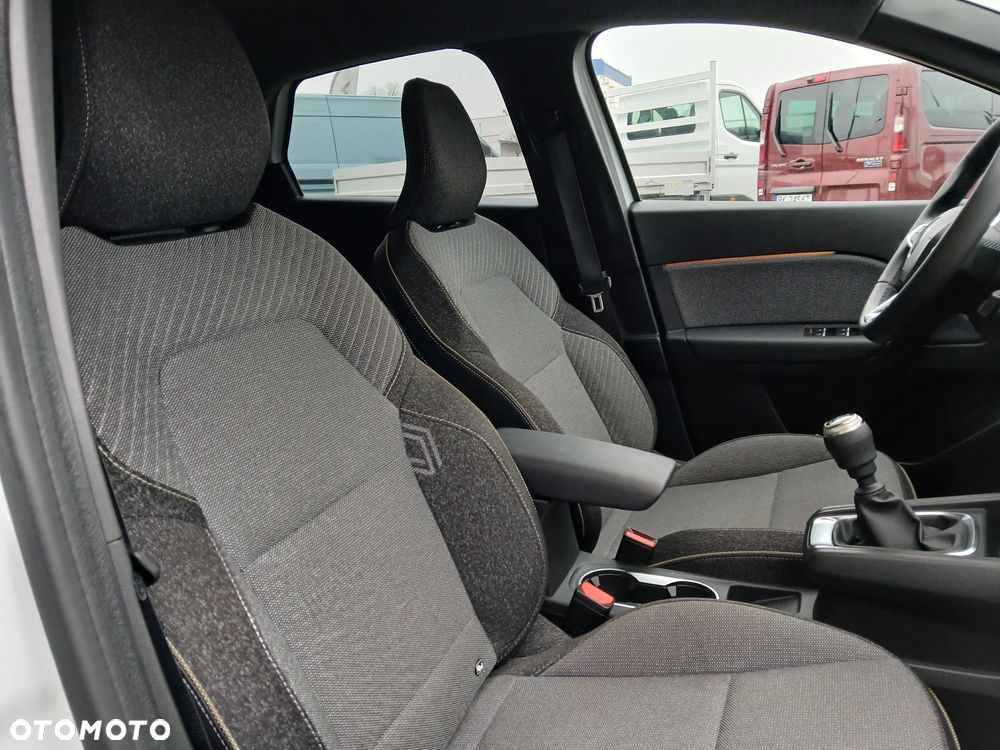 Renault Captur - 11