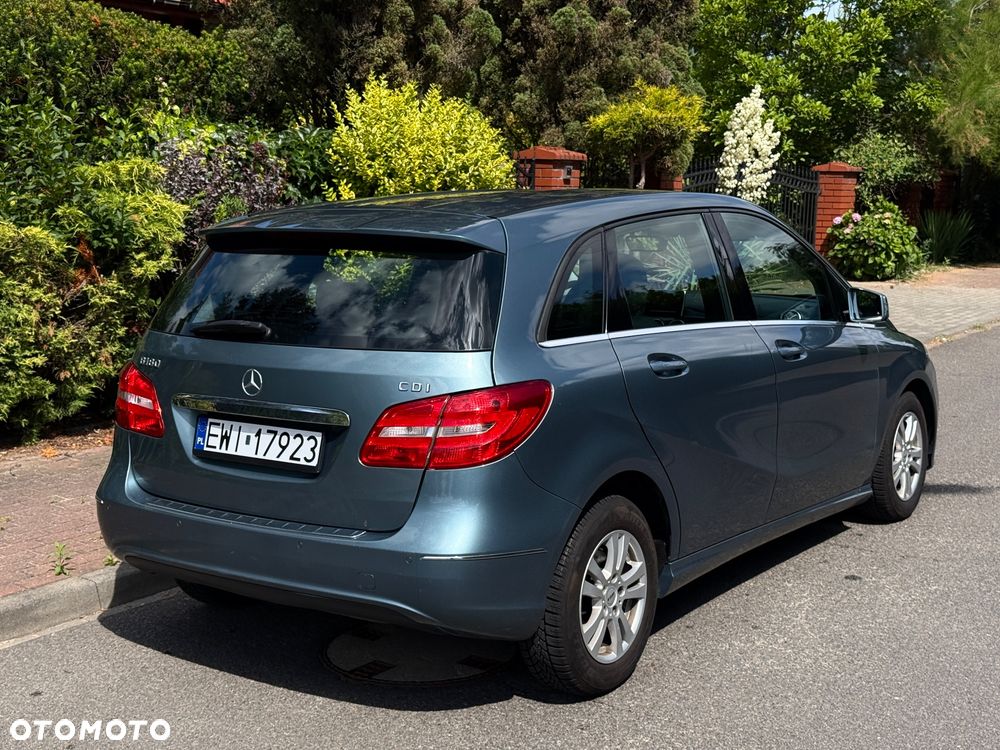 Mercedes-Benz Klasa B 180 CDI (BlueEFFICIENCY) - 3