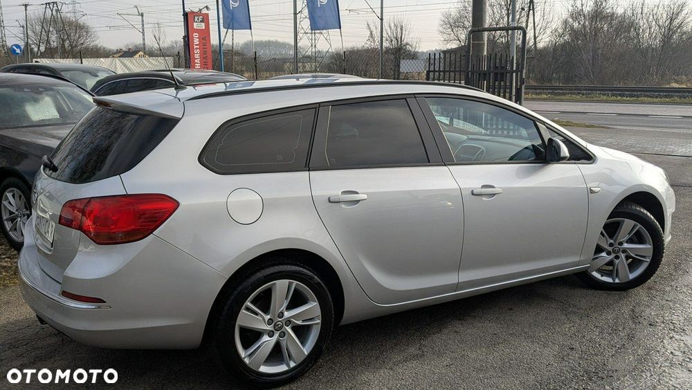 Opel Astra - 11