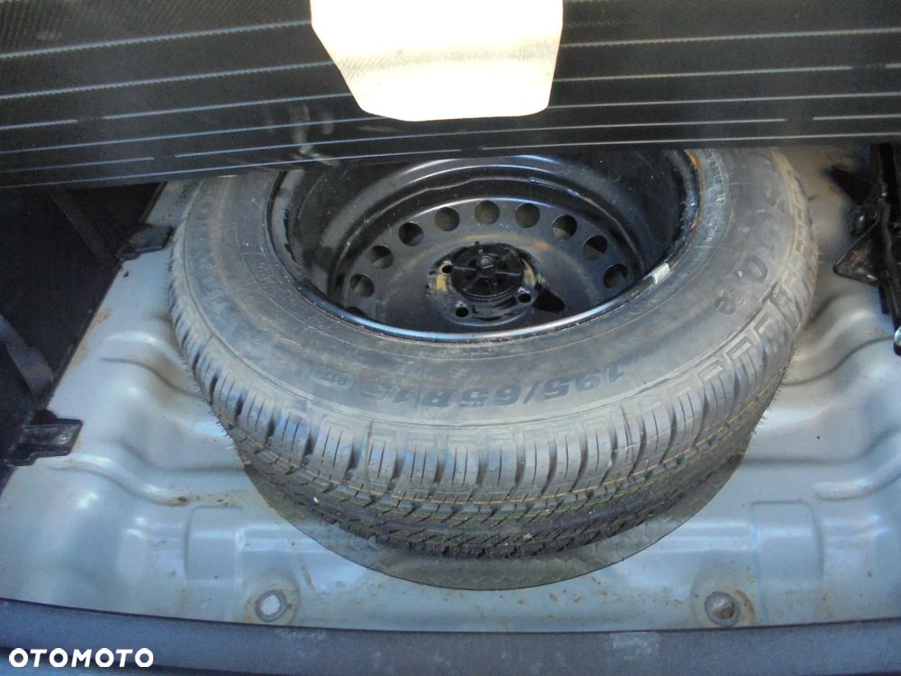 Hyundai ix35 2.0 CRDi Premium 2WD - 17