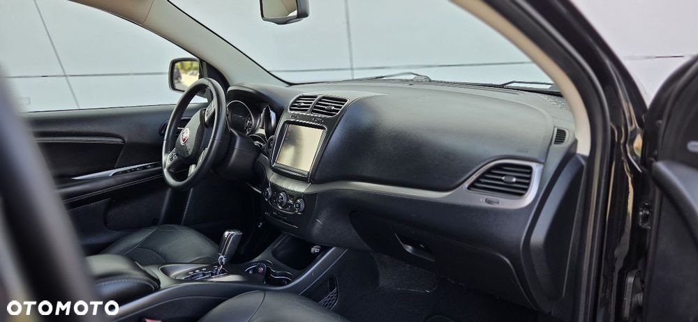 Fiat Freemont 2.0 Multijet 16V DPF Automatik Allrad Black Code - 22