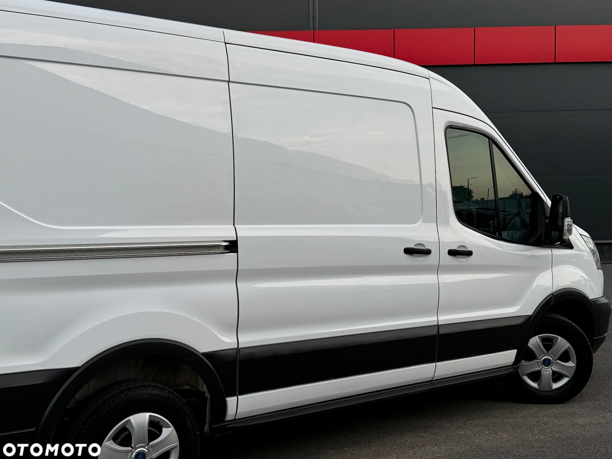 Ford Transit L2H2 - 13