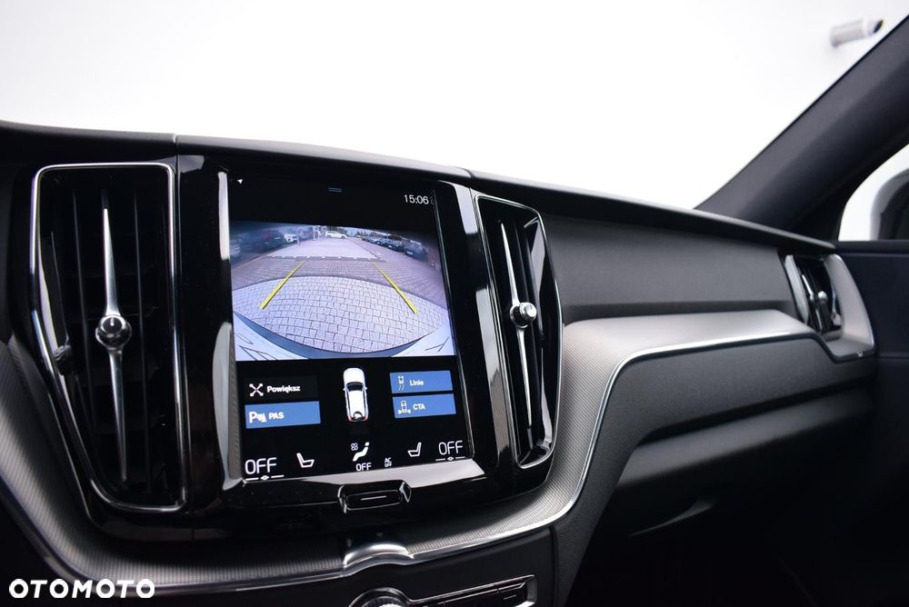Volvo XC 60 - 26