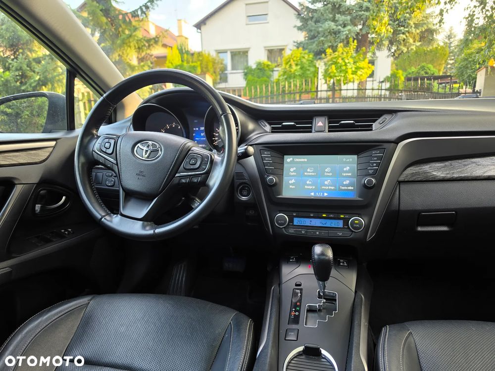 Toyota Avensis 2.0 Prestige MS - 10