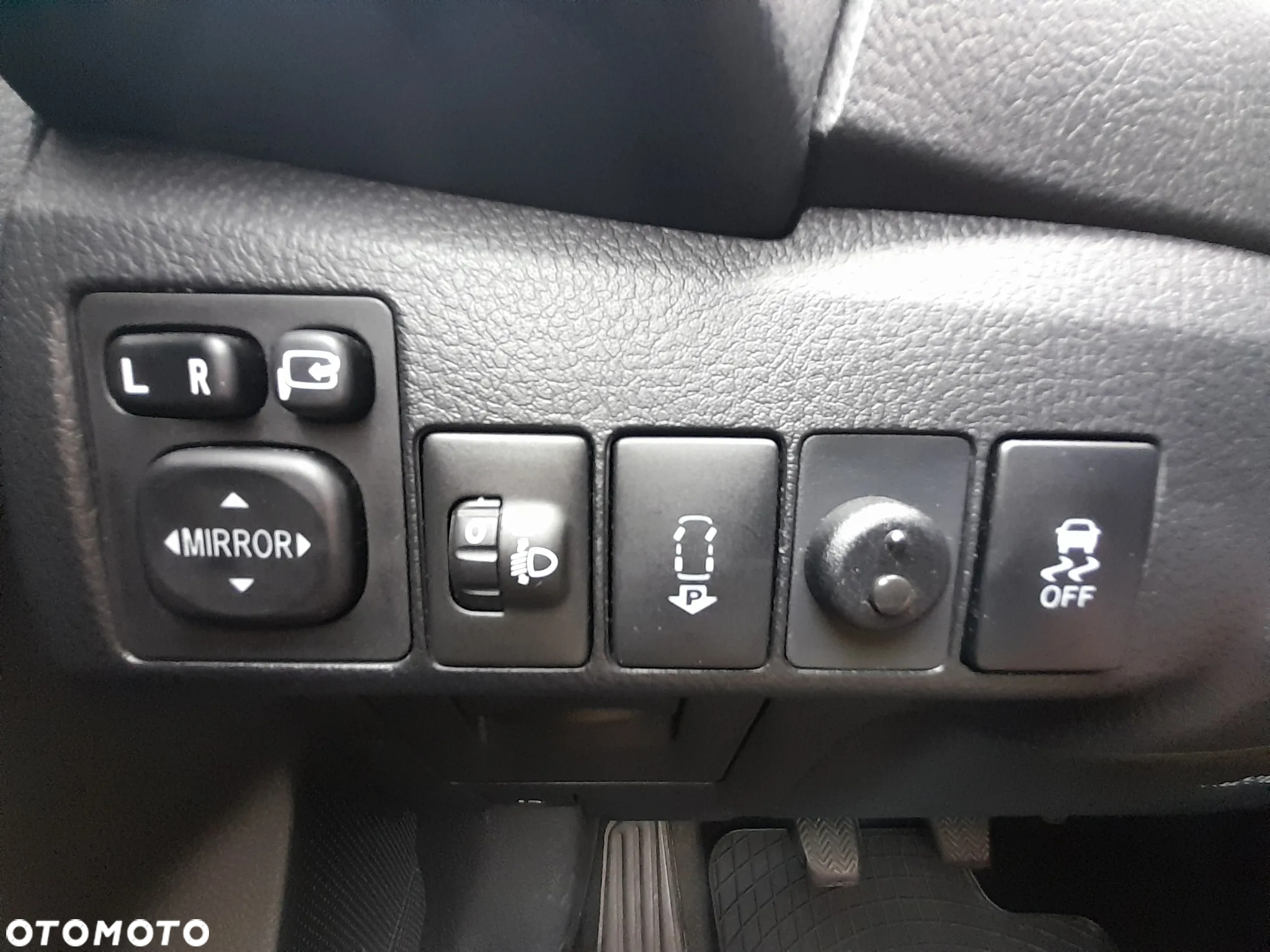 Toyota Corolla 1.6 Premium - 16