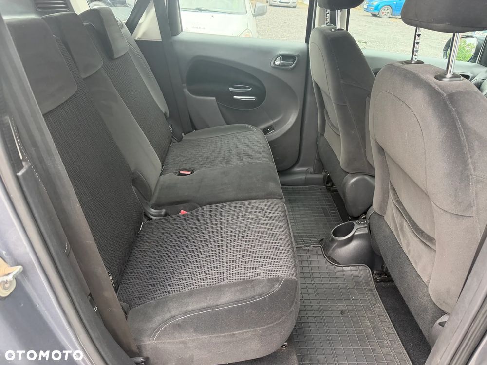 Citroën C3 Picasso 1.4i Exclusive - 12