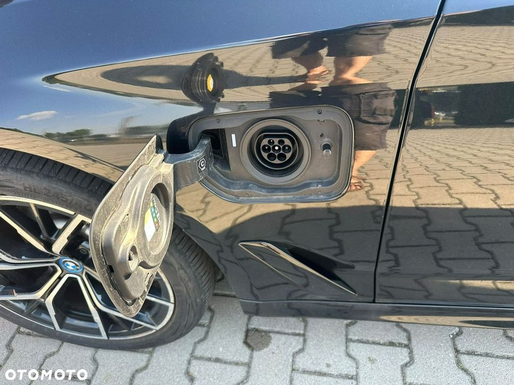 BMW Seria 5 - 25