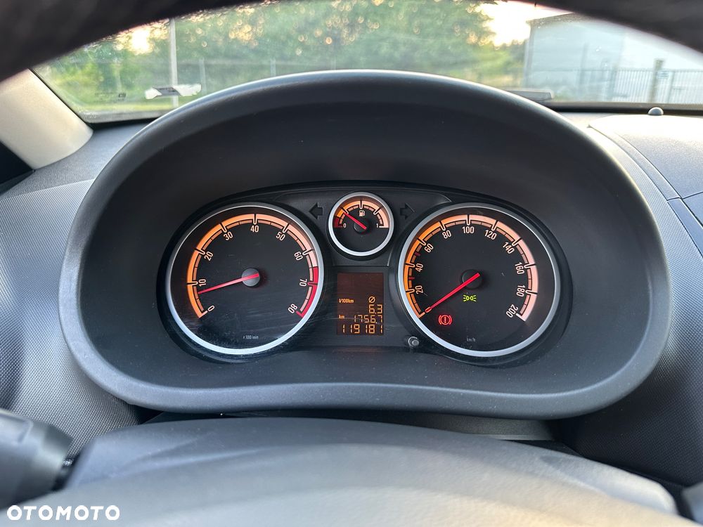 Opel Corsa 1.2 16V - 24