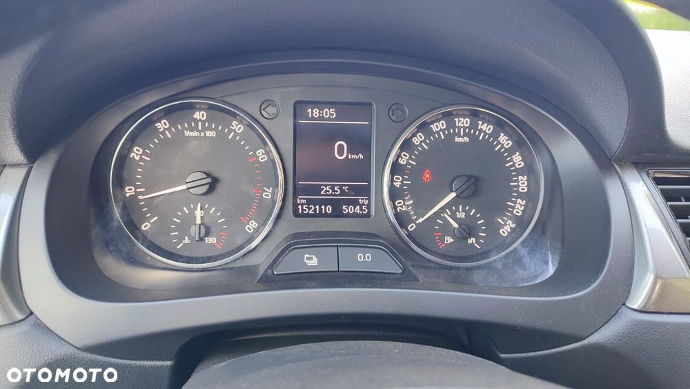Skoda RAPID - 10