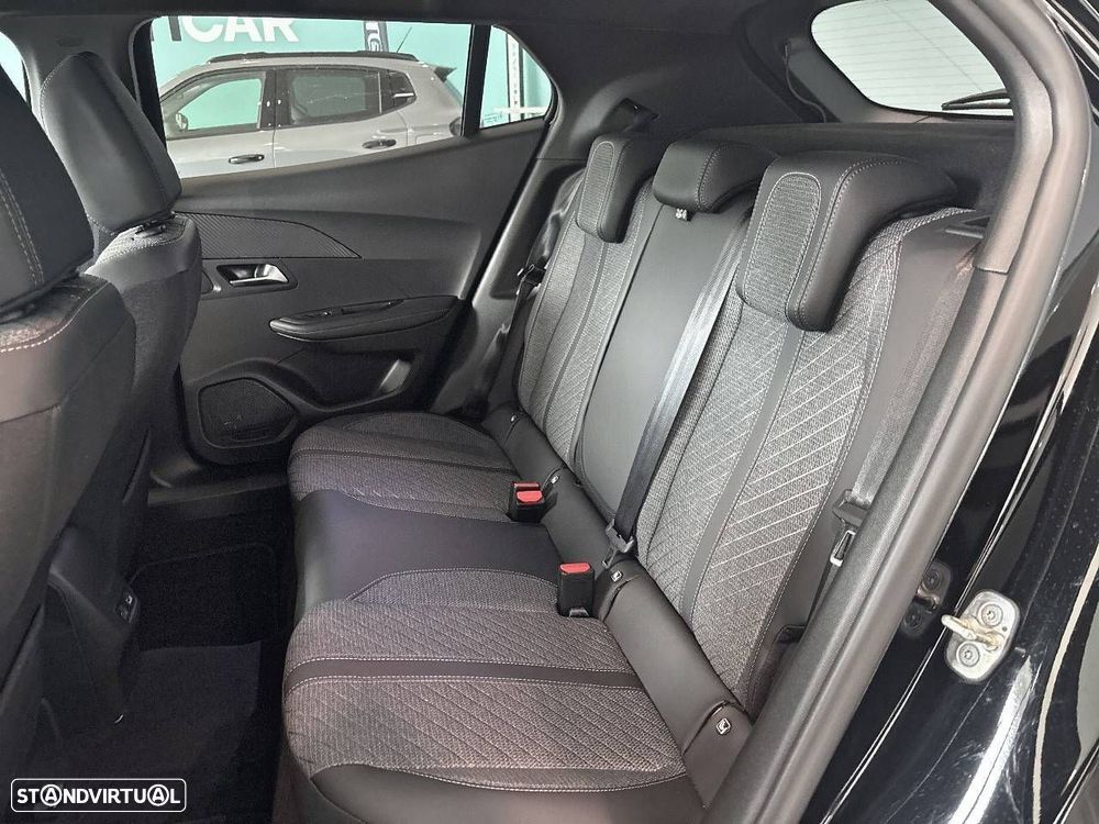 Peugeot 2008 1.2 Hybrid Allure e-DCS6 - 10