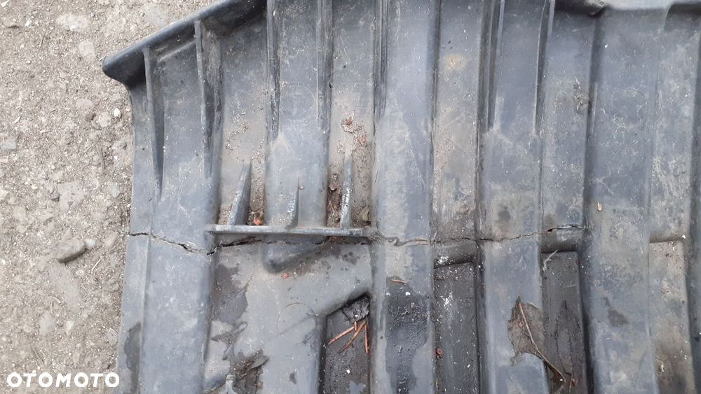 Osłona Dolna chłodnic Audi A5 - 3