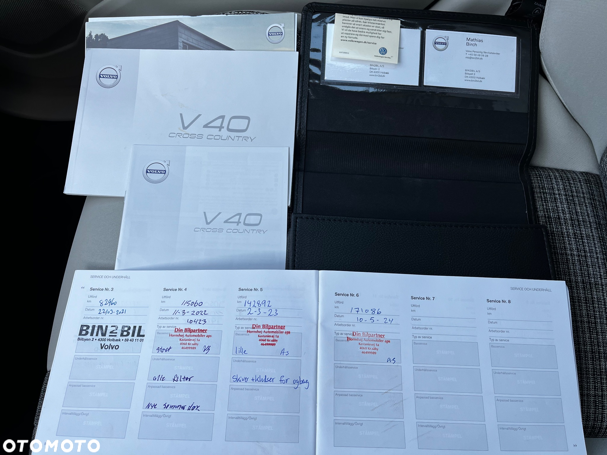 Volvo V40 Cross Country D4 Geartronic Momentum - 32