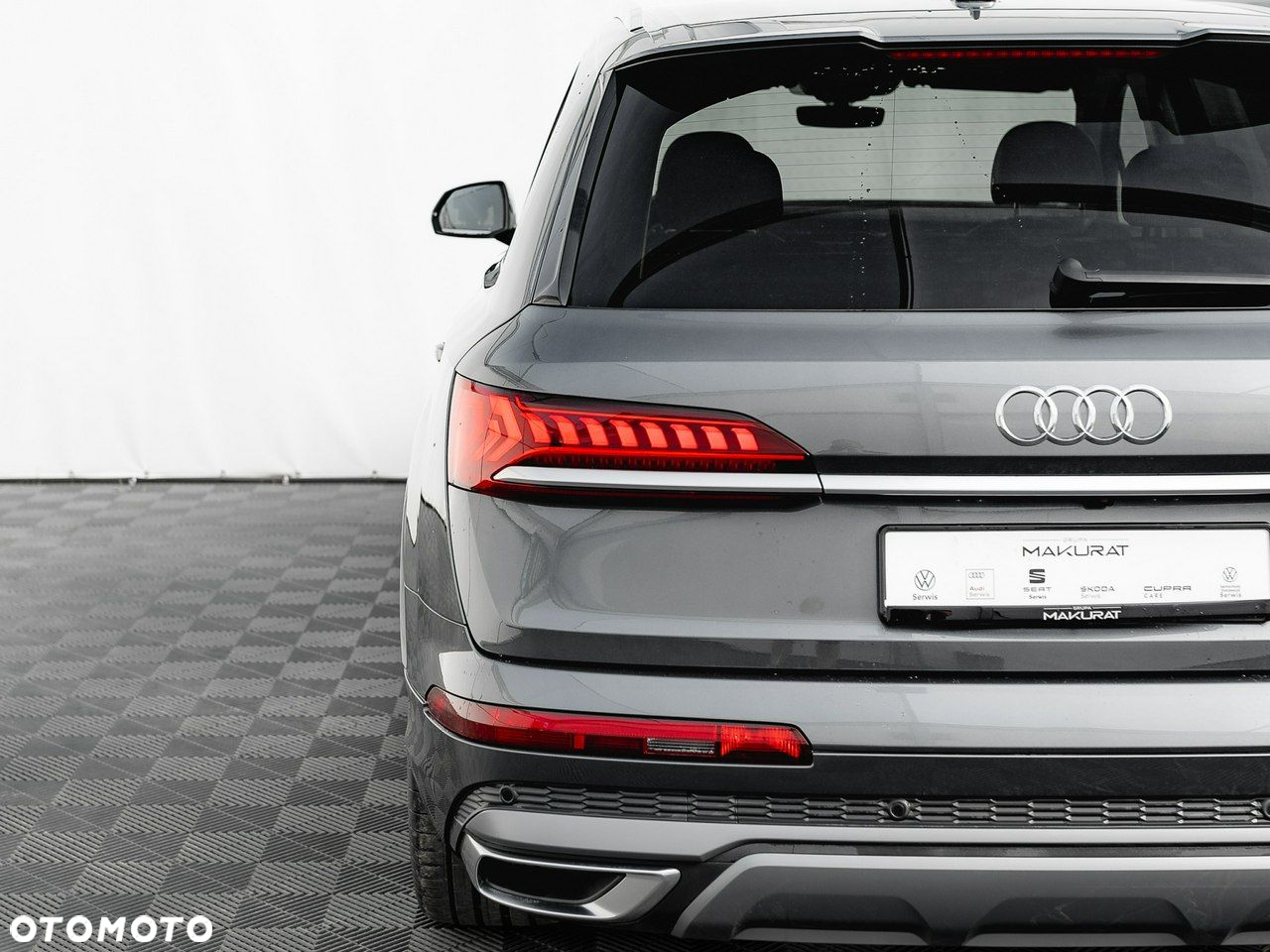 Audi Q7 - 11
