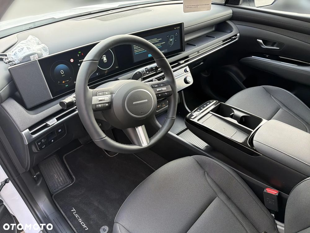 Hyundai Tucson 1.6 T-GDi HEV Executive 2WD - 22