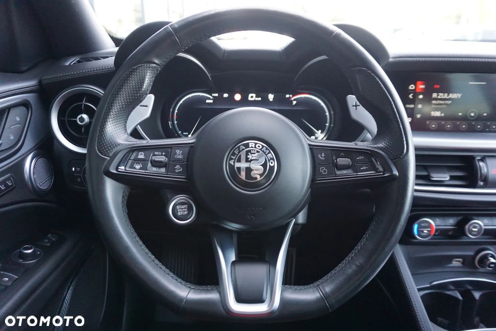 Alfa Romeo Stelvio 2.0 Turbo Veloce Q4 - 13