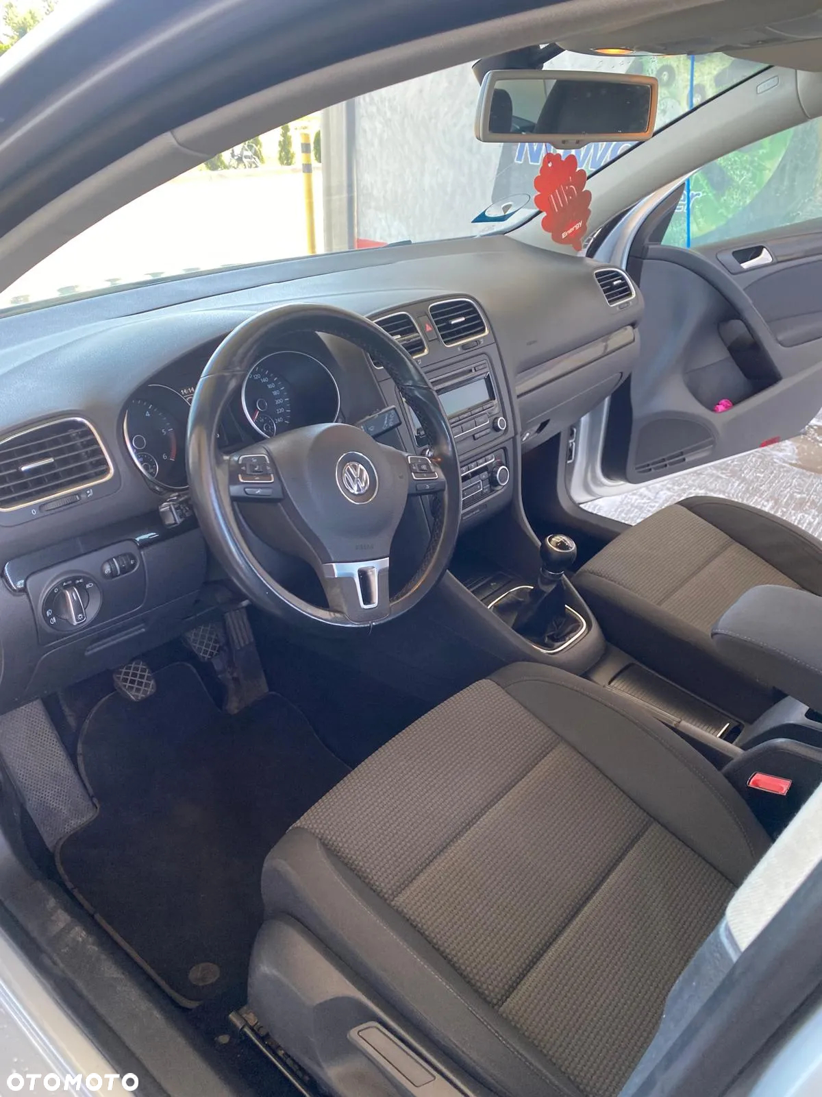 Volkswagen Golf VI 1.6 TDI Comfortline - 12